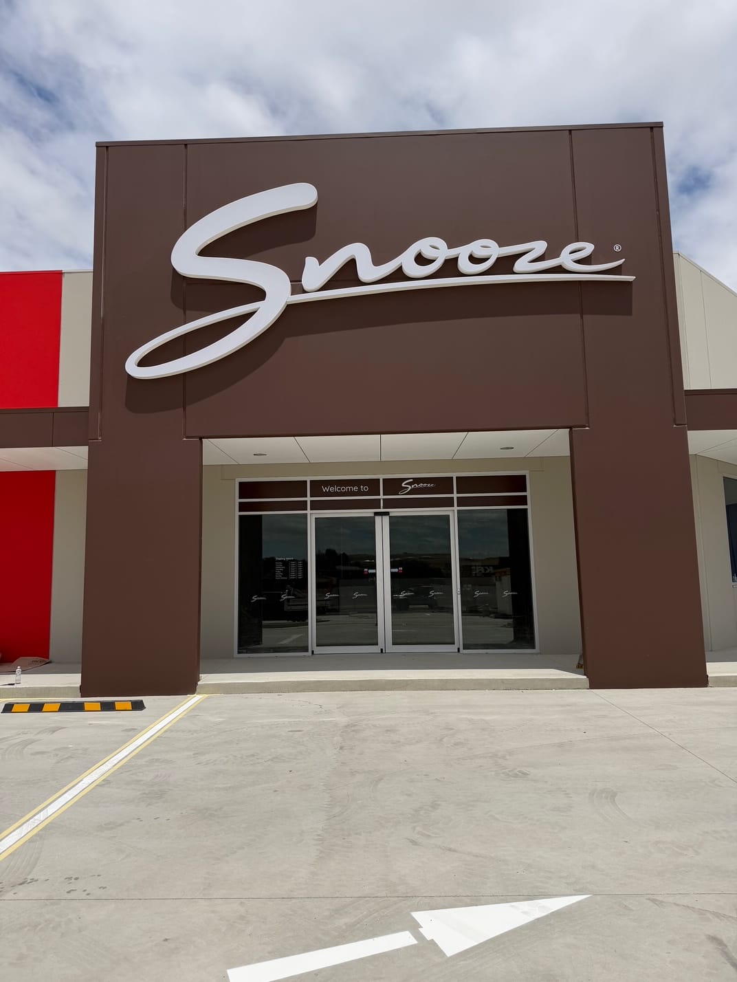 Snooze NSW signage by GC Signs