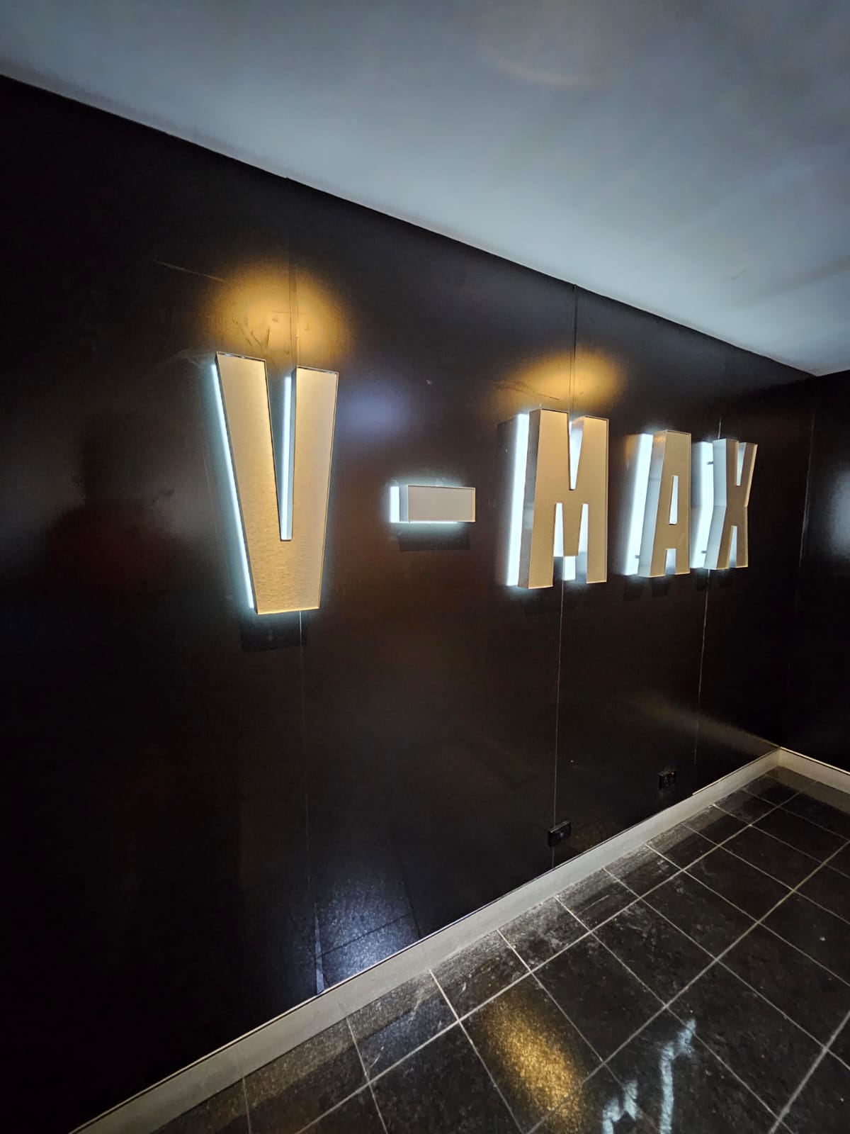 V-MAX precision illuminated lettering